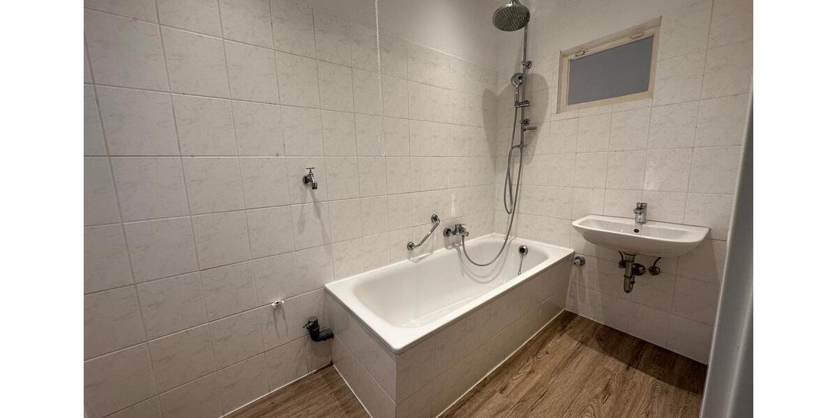 Erdgeschoßwohnung Wilhelmshaven Heppens - 3 Zimmer, 78 m&sup2;, 520&euro; | Angebot:26312299