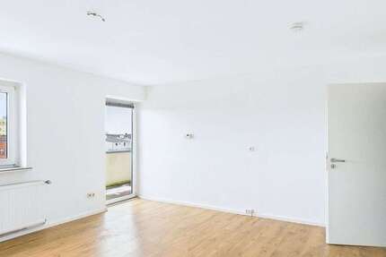 Wohnung Wilhelmshaven - 2 Zimmer, 67 m&sup2;, 79.000&euro; | Angebot:25357926