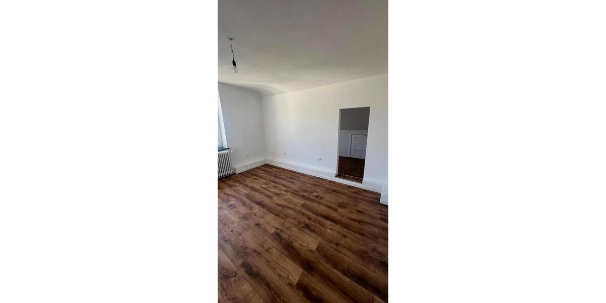Etagenwohnung Wilhelmshaven Heppens - 4 Zimmer, 105 m&sup2;, 435&euro; | Angebot:25855656