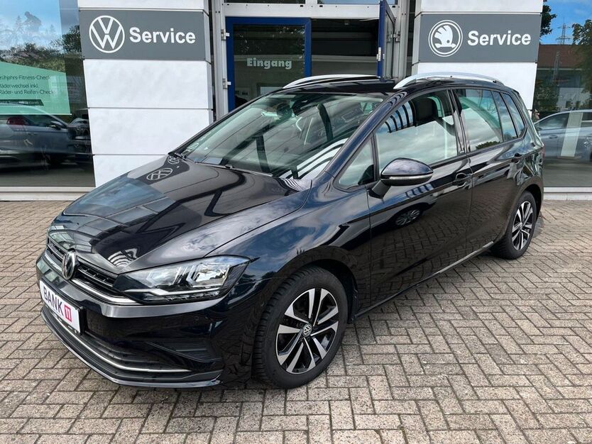 VW Golf Sportsvan 93.900 km 16.950 € Brake / Unterweser 26919