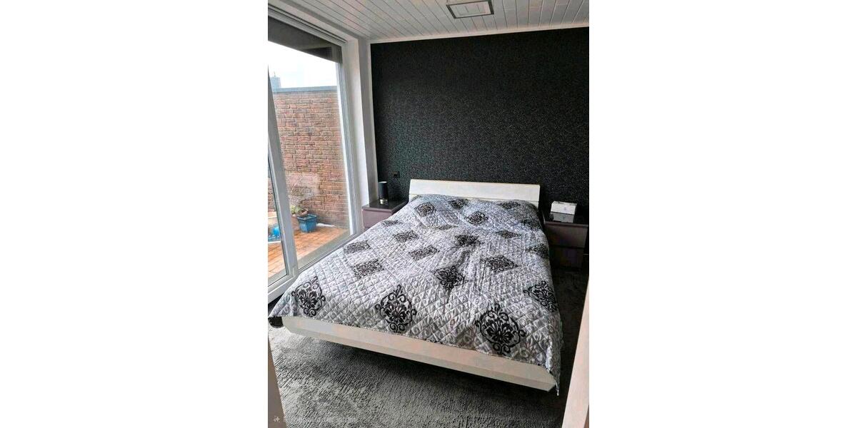 Einfamilienhaus Bremerhaven Schiffdorferdamm - 7 Zimmer, 237 m&sup2; | Angebot:26226873