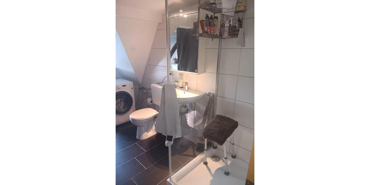Dachgeschoßwohnung Bremerhaven Lehe - 2 Zimmer, 55 m&sup2;, 60.000&euro; | Angebot:26723435