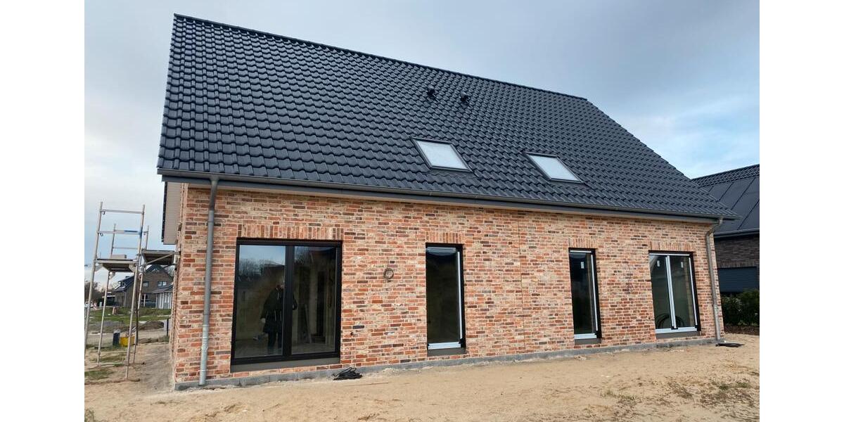 Etagenwohnung Wanna - 4 Zimmer, 102 m&sup2;, 1.380&euro; | Angebot:25105500