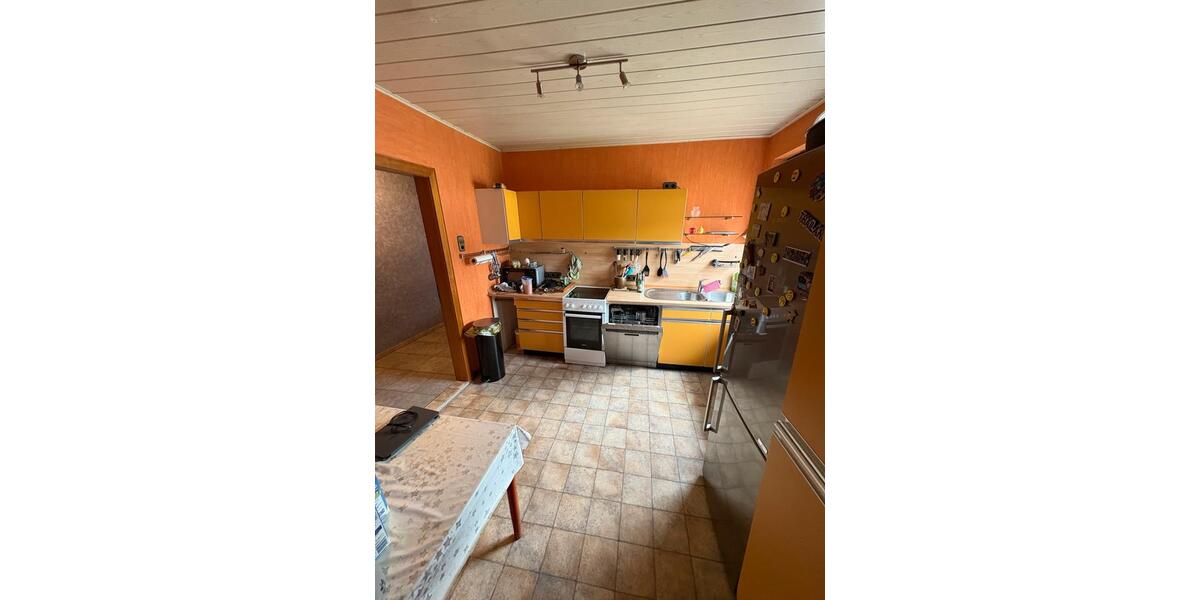 Einfamilienhaus Bremerhaven Lehe - 8 Zimmer, 140 m&sup2;, 160.000&euro; | Angebot:26764773