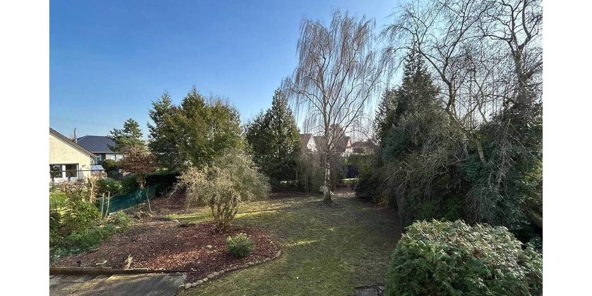 Einfamilienhaus Bremerhaven Schiffdorferdamm - 5 Zimmer, 134 m&sup2;, 325.000&euro; | Angebot:26242422