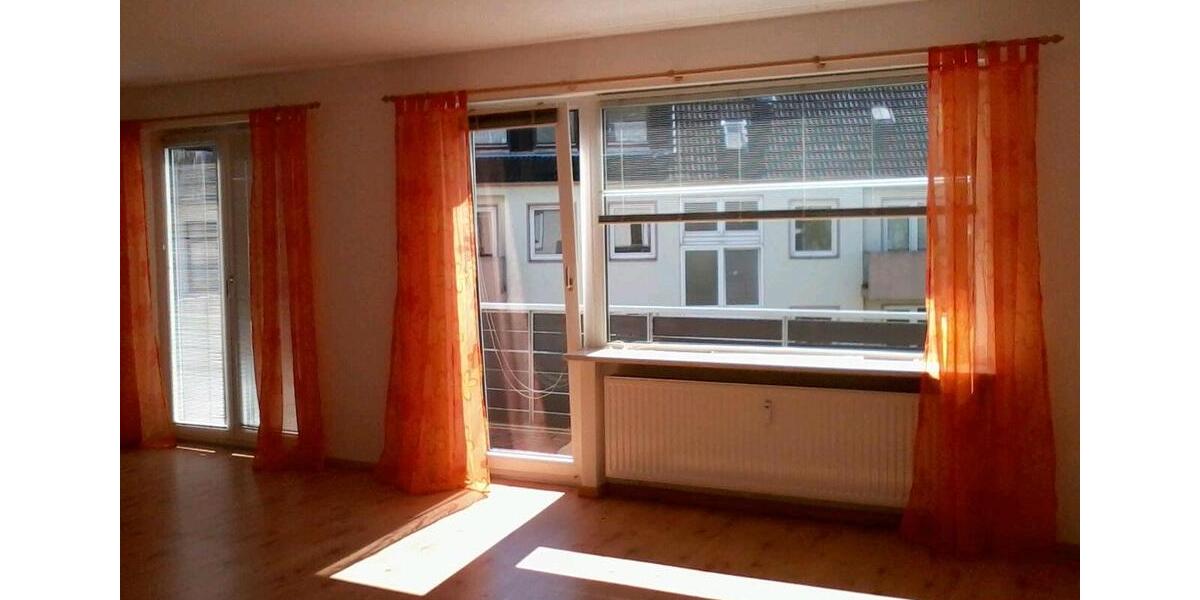 Etagenwohnung Bremerhaven - 3 Zimmer, 88 m&sup2;, 95.000&euro; | Angebot:24962202