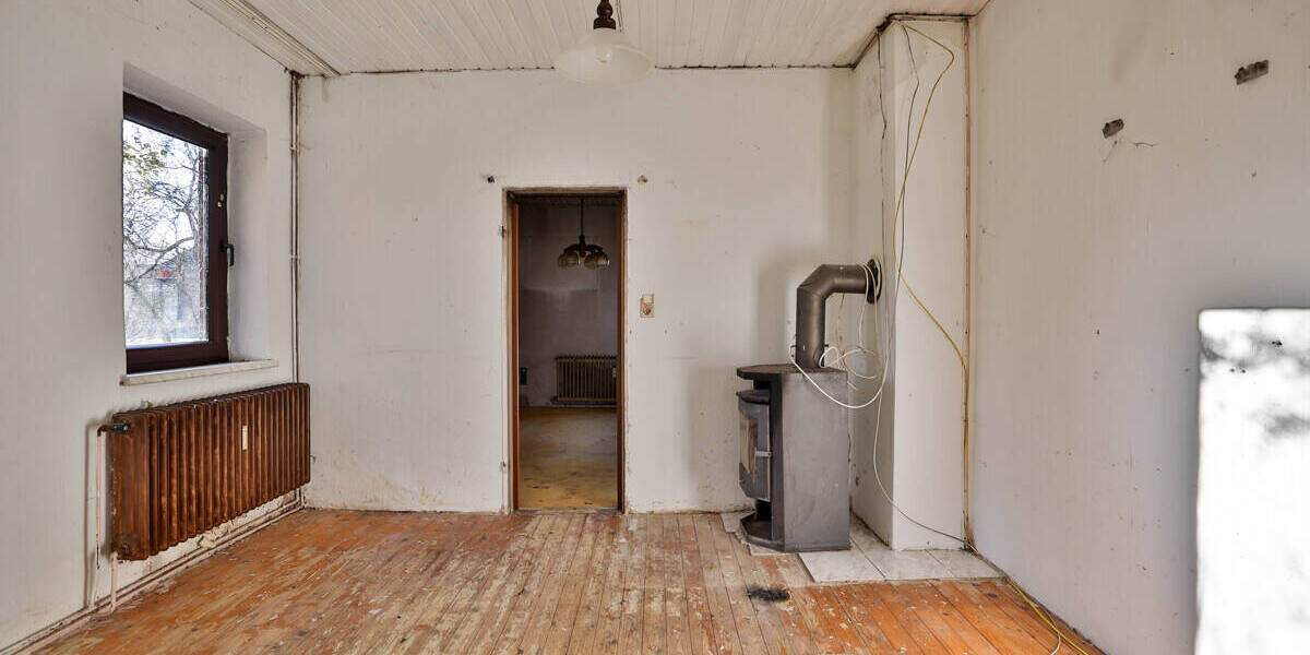 Einfamilienhaus Nordenham / Esenshamm Esenshamm - 6 Zimmer, 120 m&sup2;, 69.900&euro; | Angebot:26684461
