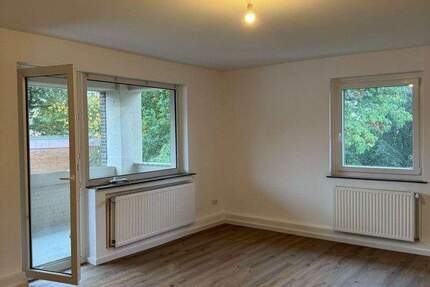 Moderne 3-Zimmer-Wohnung in Bremen Blumenthal - Erstbezug nach Sanierung 3 zimmer
