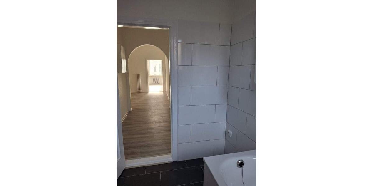 Etagenwohnung Bremerhaven Geestemünde - 3 Zimmer, 120 m&sup2;, 810&euro; | Angebot:25797442