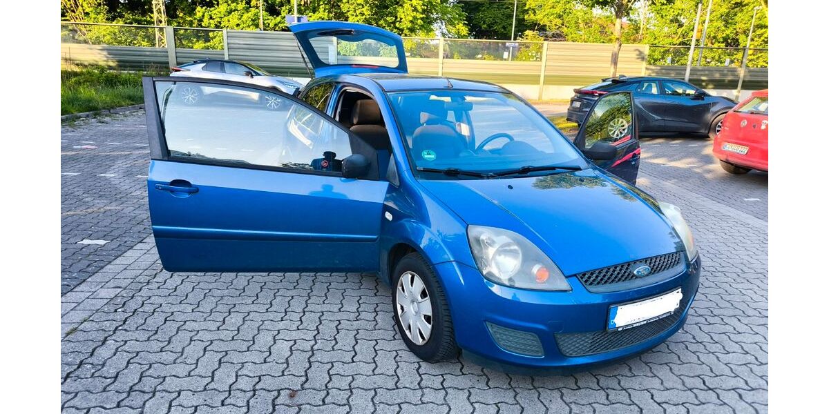 Ford Fiesta 185.000 km 1.500 &euro; Loxstedt 27612