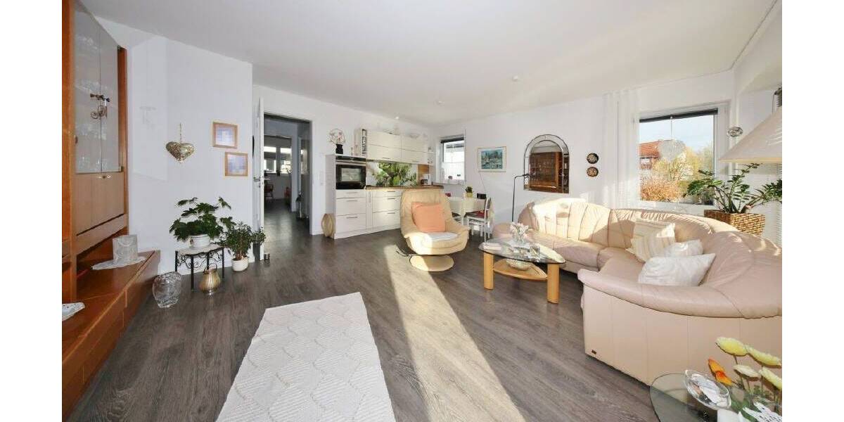 Etagenwohnung Wilhelmshaven-Heppens Heppens - 3 Zimmer, 76 m&sup2;, 252.000&euro; | Angebot:25686829