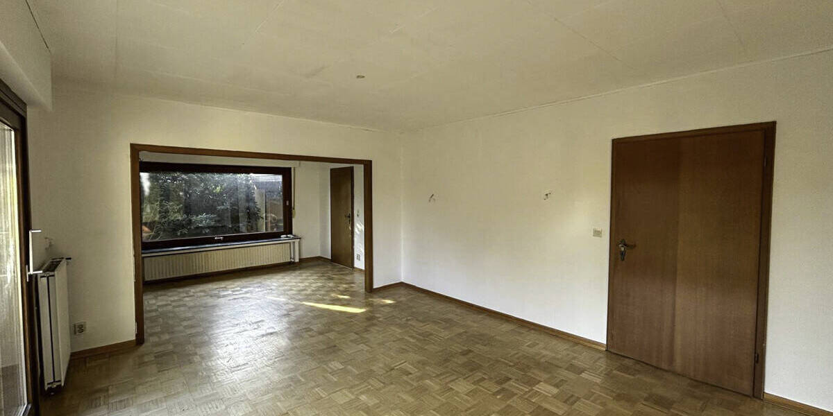 Einfamilienhaus Bremerhaven Schiffdorferdamm - 5 Zimmer, 134 m&sup2;, 325.000&euro; | Angebot:26242422