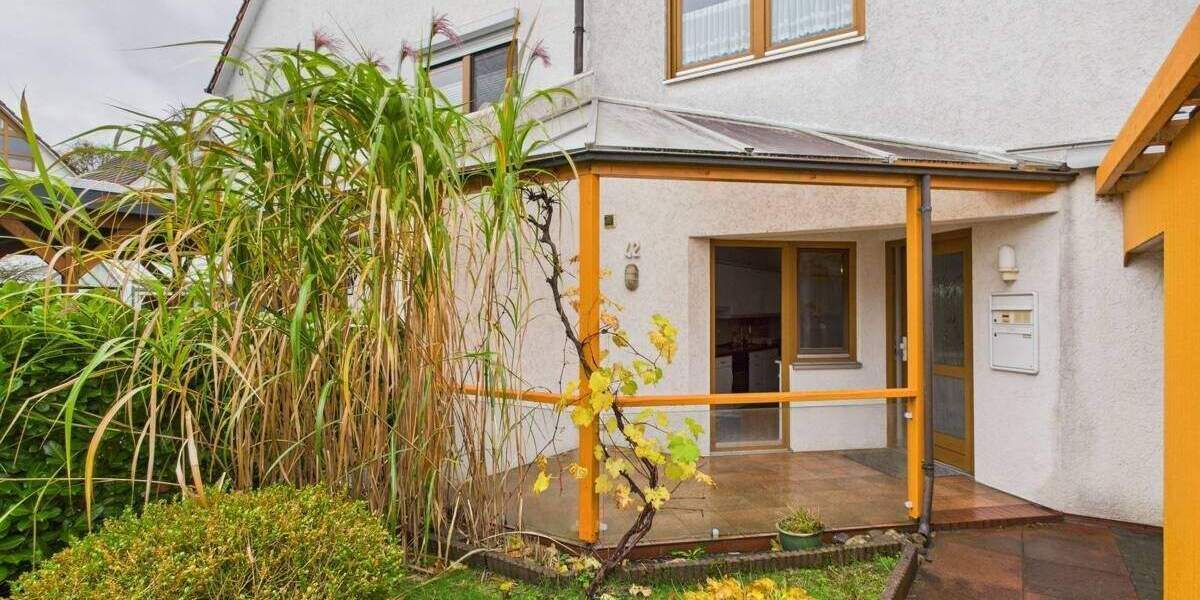 Reihenmittelhaus Bremerhaven Lehe - 6 Zimmer, 175 m&sup2;, 359.000&euro; | Angebot:24916557