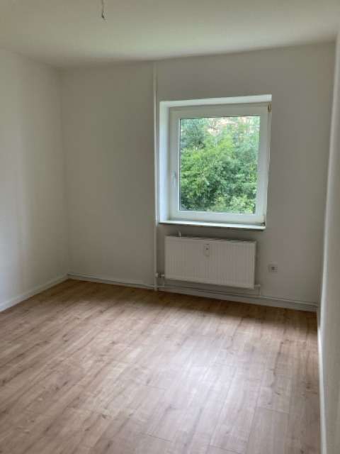 Wohnung zum Mieten in Brake 550 € 65.31 m²