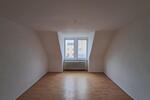 Anfragen NUR per E-Mail. Günstige 3-Zimmer Wohnung im 4-OG in der Nahe Kistner-Gelände. 3 zimmer