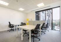 Buchen Sie einen reservierten Coworking-Arbeitsplatz oder Hot Desk in Regus Bremen, Überseestadt