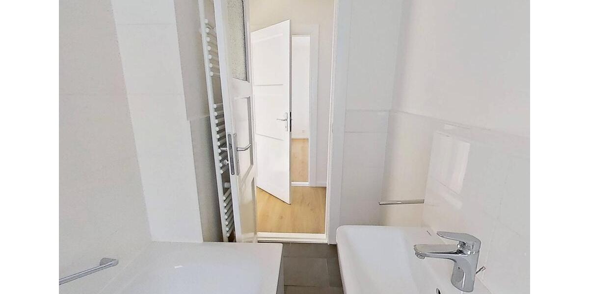 Etagenwohnung Nordenham - 3 Zimmer, 53 m&sup2;, 370&euro; | Angebot:26058514