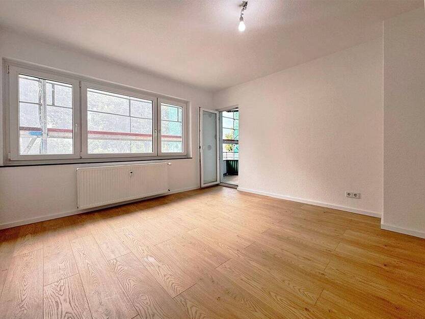Neustadt Großzügige 4-Zimmer-Wohnung in zentraler Lage