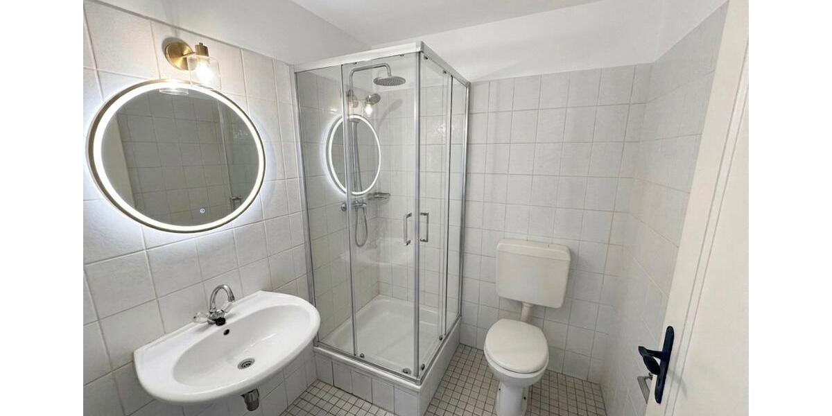 Etagenwohnung Bremerhaven Mitte - 1 Zimmer, 40 m&sup2;, 1.150&euro; | Angebot:26181402