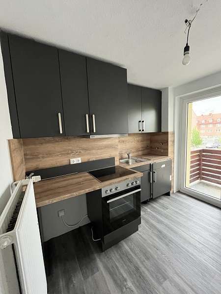 Wohnung zum Mieten in Bremerhaven 420 € 55.1 m²