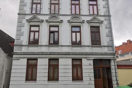 Haus Bremerhaven - 13 Zimmer, 352 m&sup2;, 350.000&euro; | Angebot:27067323
