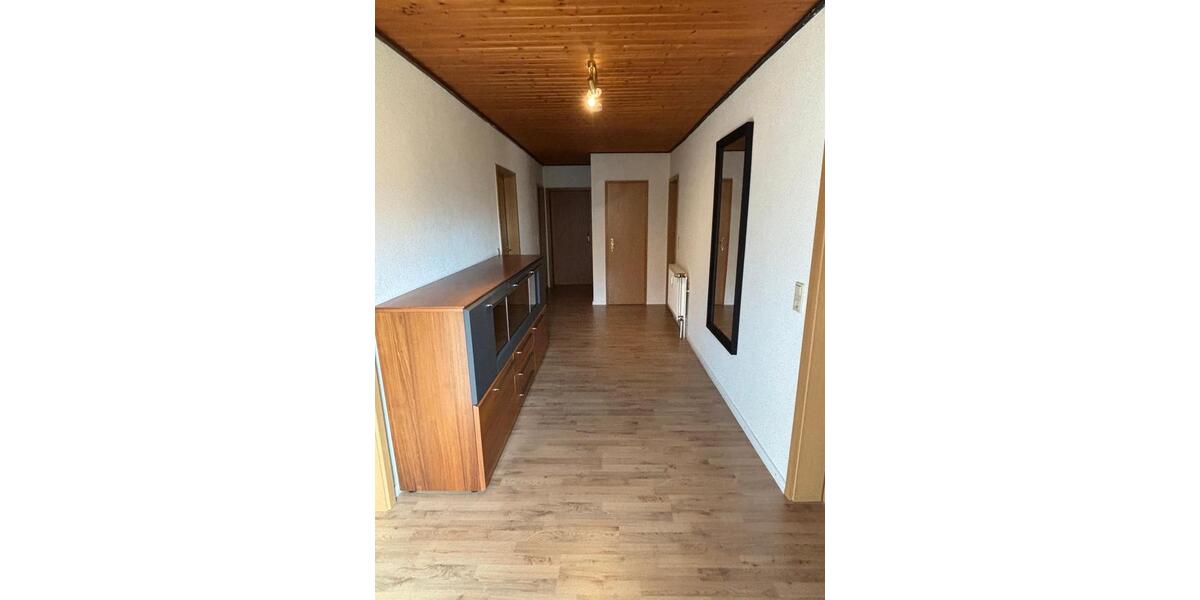 Erdgeschoßwohnung Nordenham - 3 Zimmer, 79 m&sup2;, 900&euro; | Angebot:25471192