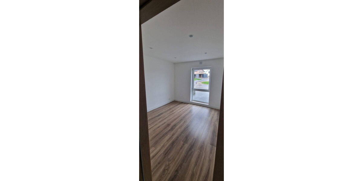 Doppelhaushälfte Basdahl - 5 Zimmer, 150 m&sup2;, 335.000&euro; | Angebot:26016186