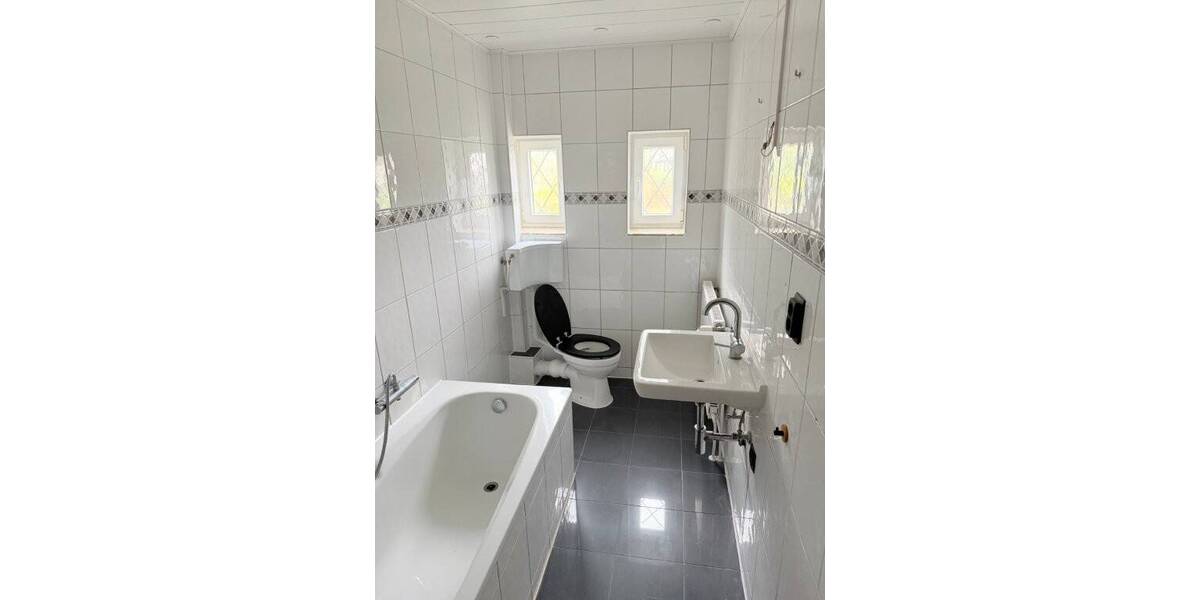 Einfamilienhaus Loxstedt - 4 Zimmer, 105 m&sup2;, 1.200&euro; | Angebot:26402346