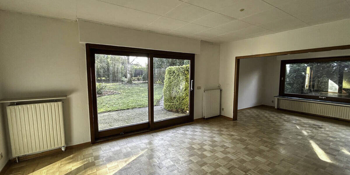 Einfamilienhaus Bremerhaven Schiffdorferdamm - 5 Zimmer, 134 m&sup2;, 325.000&euro; | Angebot:26242422