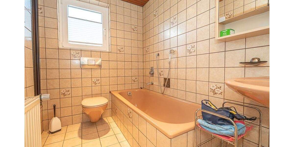 Einfamilienhaus Wilhelmshaven Heppens - 5 Zimmer, 151 m&sup2;, 299.000&euro; | Angebot:25670837
