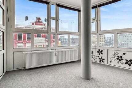 Wohnung Bremerhaven Mitte - 2 Zimmer, 50 m&sup2;, 82.000&euro; | Angebot:24713223