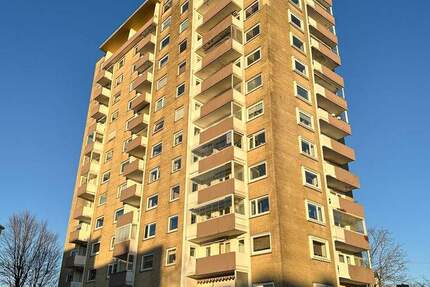 Wohnung Bremerhaven Mitte - 3 Zimmer, 76 m&sup2;, 89.000&euro; | Angebot:23949504