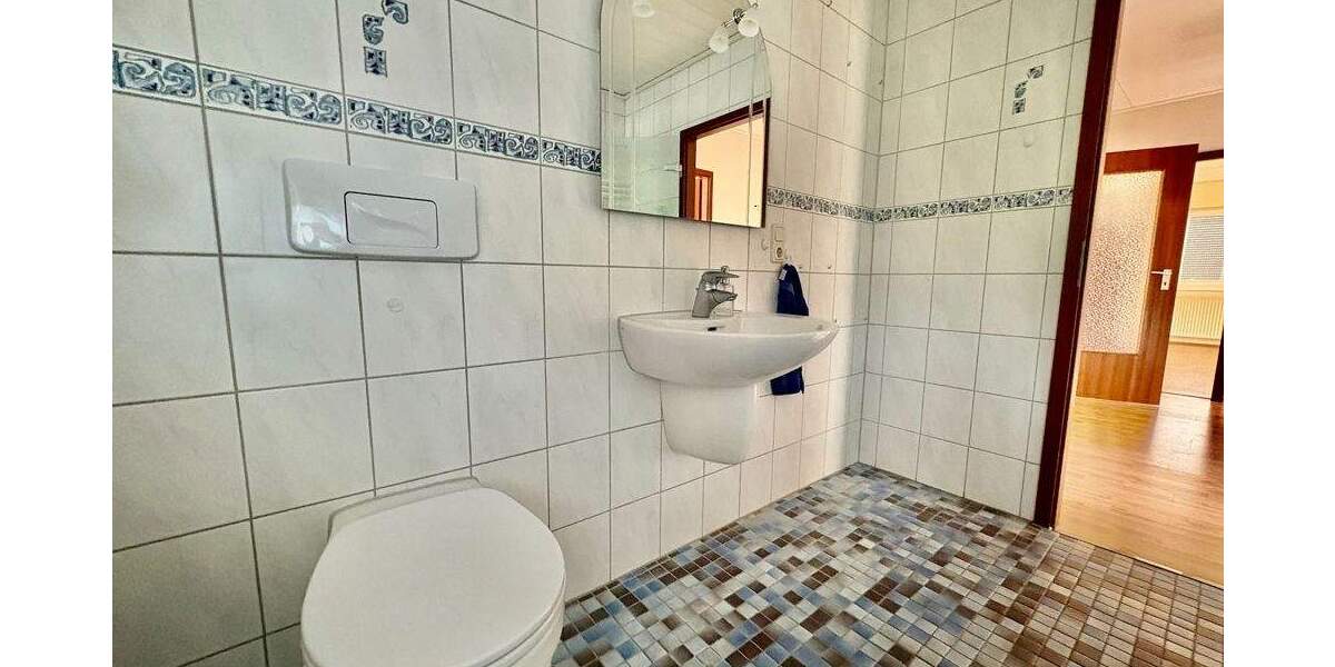 Einfamilienhaus Nordenham / Einswarden Einswarden - 4 Zimmer, 102 m&sup2;, 225.000&euro; | Angebot:25730039