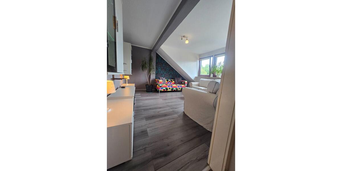 Dachgeschoßwohnung Wilhelmshaven Heppens - 2 Zimmer, 46 m&sup2;, 510&euro; | Angebot:26558043