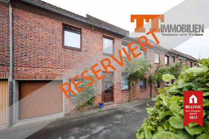 TT bietet an: Zeitlose Substanz trifft auf kreative Individualität - Großzügiges Reihenmittelhaus mit traumhaftem Garten im historischen Inselviertel 7 zimmer