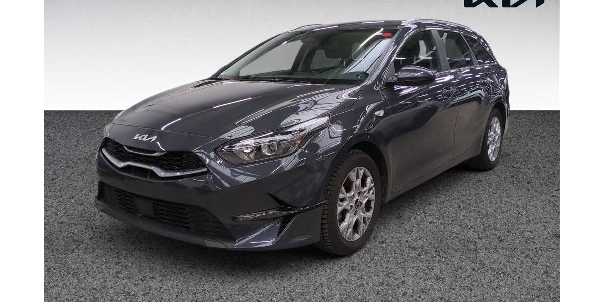Kia ceed Sportswagon 14.763 km 22.430 &euro; Bremerhaven 27568