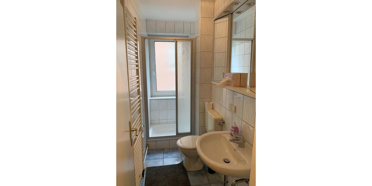 Etagenwohnung Bremerhaven Geestemünde - 1 Zimmer, 50 m&sup2;, 75&euro; | Angebot:22896038