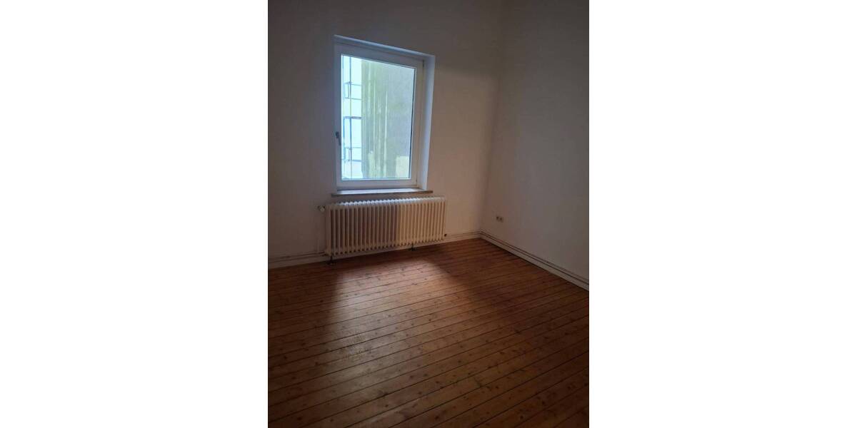 Etagenwohnung Bremerhaven Mitte - 3 Zimmer, 65 m&sup2;, 600&euro; | Angebot:26657017