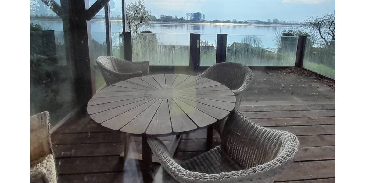 Einfamilienhaus Brake - 6 Zimmer, 137 m&sup2;, 430.000&euro; | Angebot:26672983