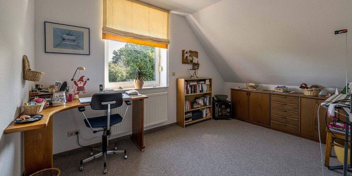 Doppelhaushälfte Bremerhaven Weddewarden - 4 Zimmer, 125 m&sup2;, 299.000&euro; | Angebot:23949495