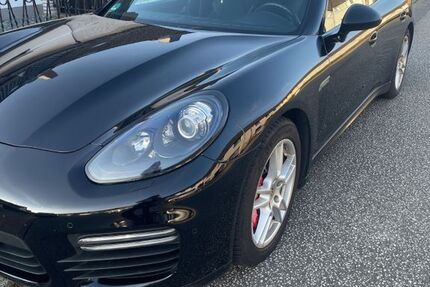 Porsche Panamera 166.500 km 33.999 &euro; Bremerhaven 27570