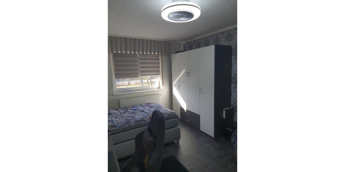 Mehrfamilienhaus, Wohnhaus Bremerhaven Schiffdorferdamm - 9 Zimmer, 210 m&sup2;, 550.000&euro; | Angebot:25891632