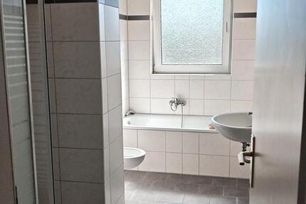 Wohnung Wilhelmshaven - 4 Zimmer, 123 m&sup2;, 820&euro; | Angebot:26195416