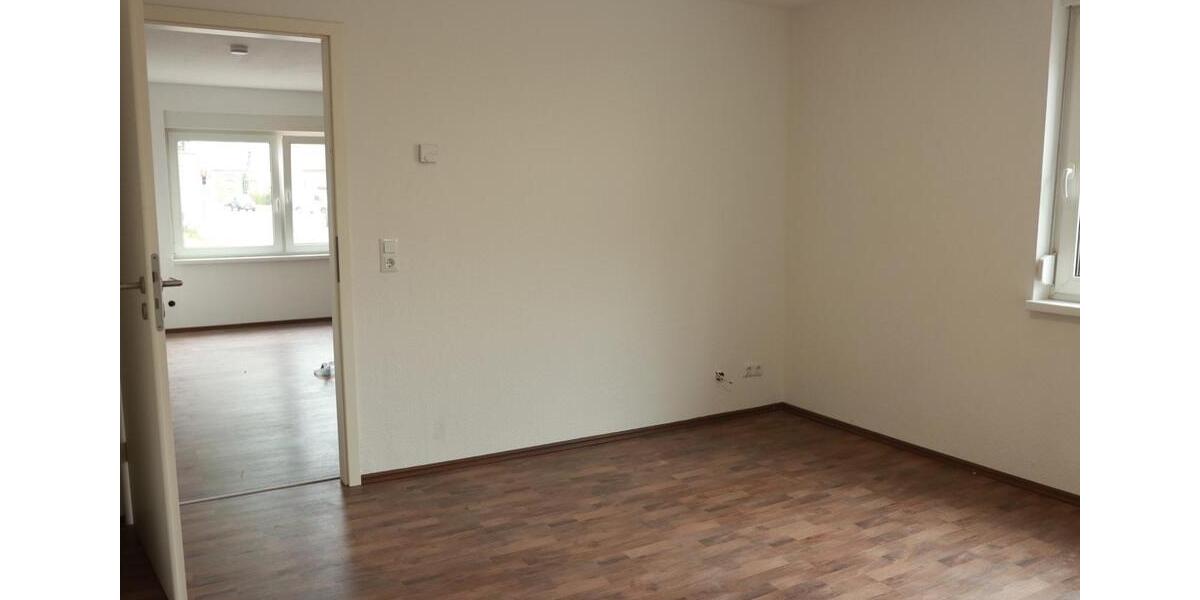 3-Zimmer Wohnung mit Küche und Fußbodenheizung in Brake 3 zimmer