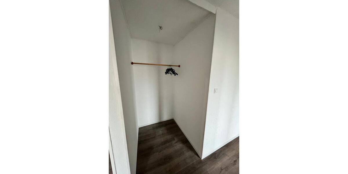 Etagenwohnung Bremerhaven - 2 Zimmer, 55 m&sup2;, 450&euro; | Angebot:26662975