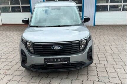 Ford Tourneo Courier 1.500 km 26.990 &euro; Geestland 27624