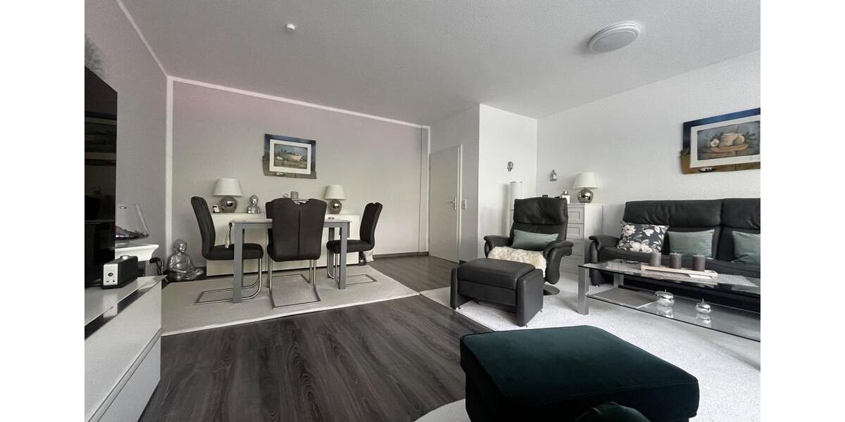 Etagenwohnung Bremerhaven Mitte - 3 Zimmer, 98 m&sup2;, 1.046&euro; | Angebot:21479708