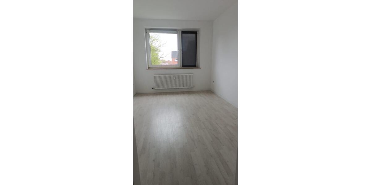 Etagenwohnung Nordenham - 3 Zimmer, 71 m&sup2;, 600&euro; | Angebot:26380872