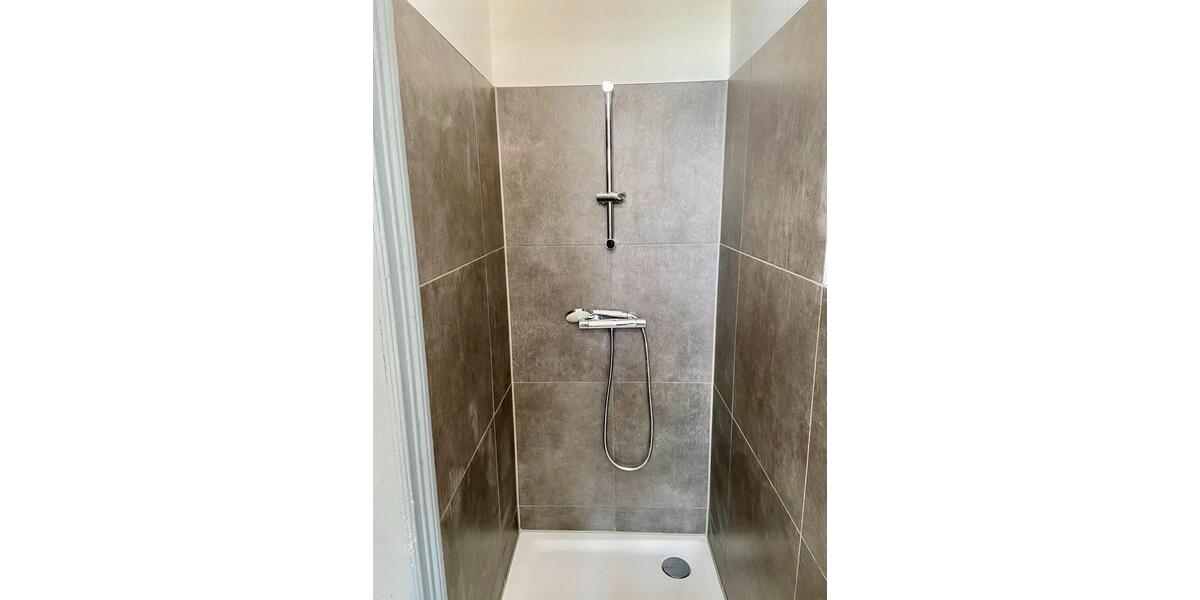 Etagenwohnung Bremerhaven Mitte - 4 Zimmer, 97 m&sup2;, 735&euro; | Angebot:26464453
