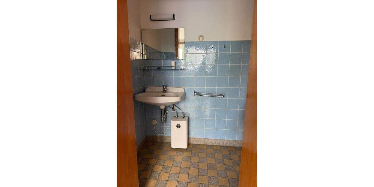 Gewerbeobjekt Bremerhaven Geestemünde - 1 Zimmer, 25 m&sup2;, 300&euro; | Angebot:25094514